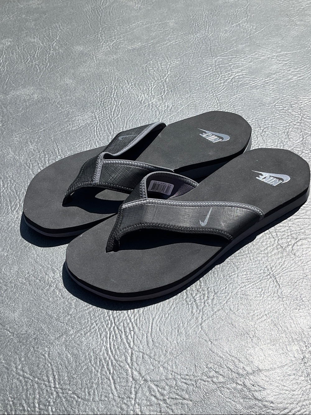 Nike Men's Black and Gray Flip-Flop Sandals